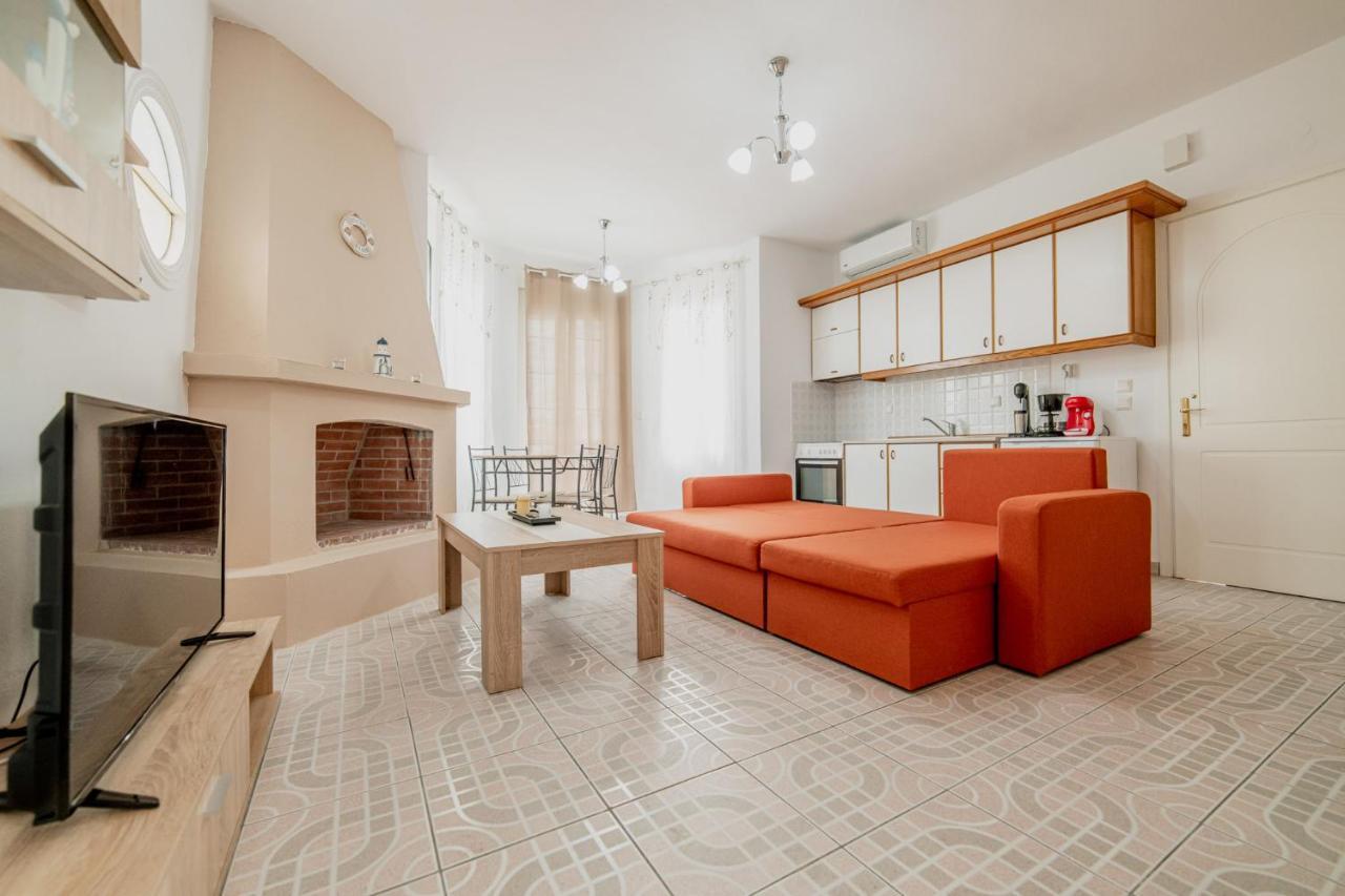 Ofrínion Family Resort 2 מראה חיצוני תמונה